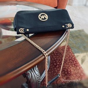 Michael kors black small soft leather should bag